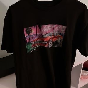 Black graphic car T shirt short sleeved size large